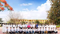 Lớp học 40 em có điểm thi trung bình cao nhất cả nước