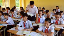 Dừng tổ chức các hoạt động đông người khi học sinh đi học