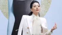 Ca sĩ Lệ Quyên làm live show mới với cảm hứng người tình trẻ