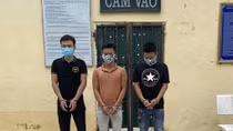 Bắt tạm giam 3 đối tượng dùng hung khí nguy hiểm gây rối
