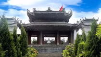 Ngày xuân đi lễ đền Phúc Khánh