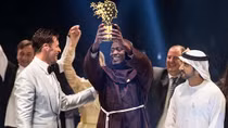 Peter Tabichi: Từ "thầy giáo làng" đến giải "Giáo viên toàn cầu"