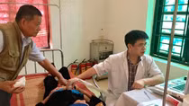 Bán ô tô để làm từ thiện
