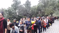 Hàng ngàn người dâng hương, viếng Đại tướng Võ Nguyên Giáp