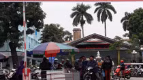 Đua nhau tận thu, “bóp nặn” người gửi xe