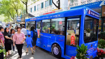 Xe buýt sách, chuyến xe chở tri thức, chở tương lai