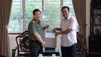 Công an tỉnh Thái Nguyên thăm, tặng quà các gia đình chính sách
