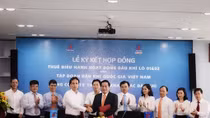 PVN và PVEP ký hợp đồng thuê điều hành hoạt động dầu khí Lô 01&02