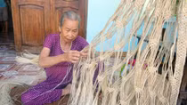 Nghề đan võng ngô đồng ở Cù Lao Chàm
