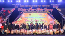 Mang xuân ấm đến cho bà con nhân dân vùng biên cương