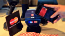 Mastercard: Thu phí quá tay, tới ngày rước họa