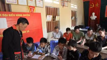 Lớp học ở thung lũng Minh Nga