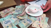 Bắt ma tuý, phát hiện sới bạc 