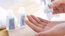 Cơ sở sản xuất kinh doanh nước rửa tay khô "hai không"