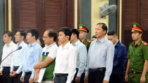 Luật sư “chặn” báo chí tác nghiệp tại phiên tòa