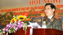 Người có uy tín vùng Đông Bắc tích cực tham gia phong trào toàn dân bảo vệ ANTQ