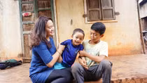 Tấm lòng bao la của người mẹ chưa một lần sinh nở