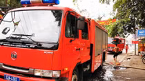 Cứu cụ ông trong vụ cháy ngôi nhà 3 tầng