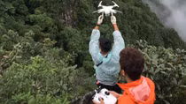 Chó nghiệp vụ, flycam tìm kiếm du khách Anh ở Fansipan