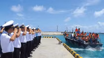 Một màu xanh yên bình giữa biển khơi