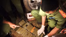 Cảnh sát giao thông trên “cung đường nóng”