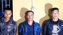 Cấm đi khỏi nơi cư trú 3 đối tượng hành hung nhân viên sân bay