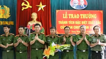 Khen thưởng Ban chuyên án bắt “trùm” ma túy sử dụng vũ khí nóng