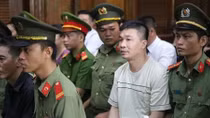 Tạm hoãn phiên xử phúc thẩm Văn Kính Dương và Ngọc Miu