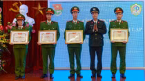 Khen thưởng 16 đoàn viên thanh niên Cục Cảnh sát PCCC và CNCH