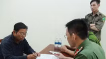 Khúc quân hành lặng lẽ