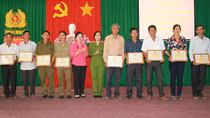 “Móc khóa an ninh” góp phần cho miệt vườn Phong Điền bình yên