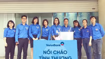 Ấm lòng những bệnh nhi nghèo