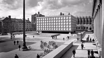 Khám phá thư viện không cửa sổ Beinecke