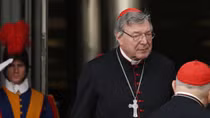 George Pell – Hồng y đỏ mặt