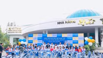 Trao tặng 50 xe đạp và 50 ba lô cho trẻ em hiếu học tại Tỉnh Sóc Trăng
