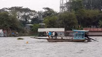 Tai nạn đường thủy trong đêm: vợ chết, chồng bị thương nặng