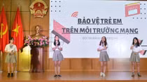 Bảo vệ trẻ em khỏi nguy cơ độc hại từ không gian mạng: Trách nhiệm không của riêng ai
