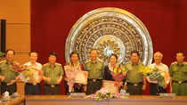 Chủ tịch Quốc hội Nguyễn Thị Kim Ngân làm việc với Đảng uỷ Công an Trung ương