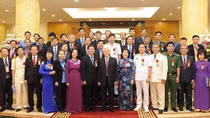 Tổng Bí thư Nguyễn Phú Trọng gặp mặt các đại biểu trong chương trình “Vinh quang Việt Nam”