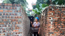 Đường dân sinh rộng 0,85m ở xã chuẩn nông thôn mới