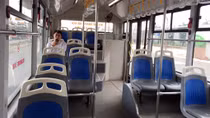Hà Nội cho xe buýt thường đi vào làn đường xe buýt nhanh