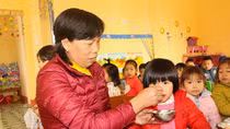 Chuyện cảm động về những bà “mẹ kế” nhân hậu