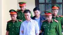 Trợ thủ đắc lực giúp hai trùm cờ bạc