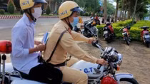 Ấm lòng sĩ tử trong mùa thi 