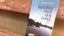 Suy tư hai phía một đời sông