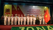 Trại giam Tân Lập đón nhận Huân chương chiến công hạng Nhì