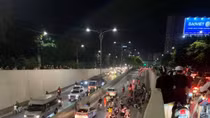 Va chạm giao thông tại hầm đường bộ Kim Liên, người đàn ông bị thương nặng