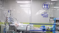 Chưa khống chế được nhiễm trùng phổi của bệnh nhân phi công người Anh