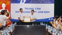 Nhân viên kinh doanh của VinaPhone cứu hai em nhỏ bị rơi xuống sông