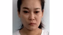 Ẩn mình dưới vỏ bọc nữ nhân viên nhà hàng để trốn nã